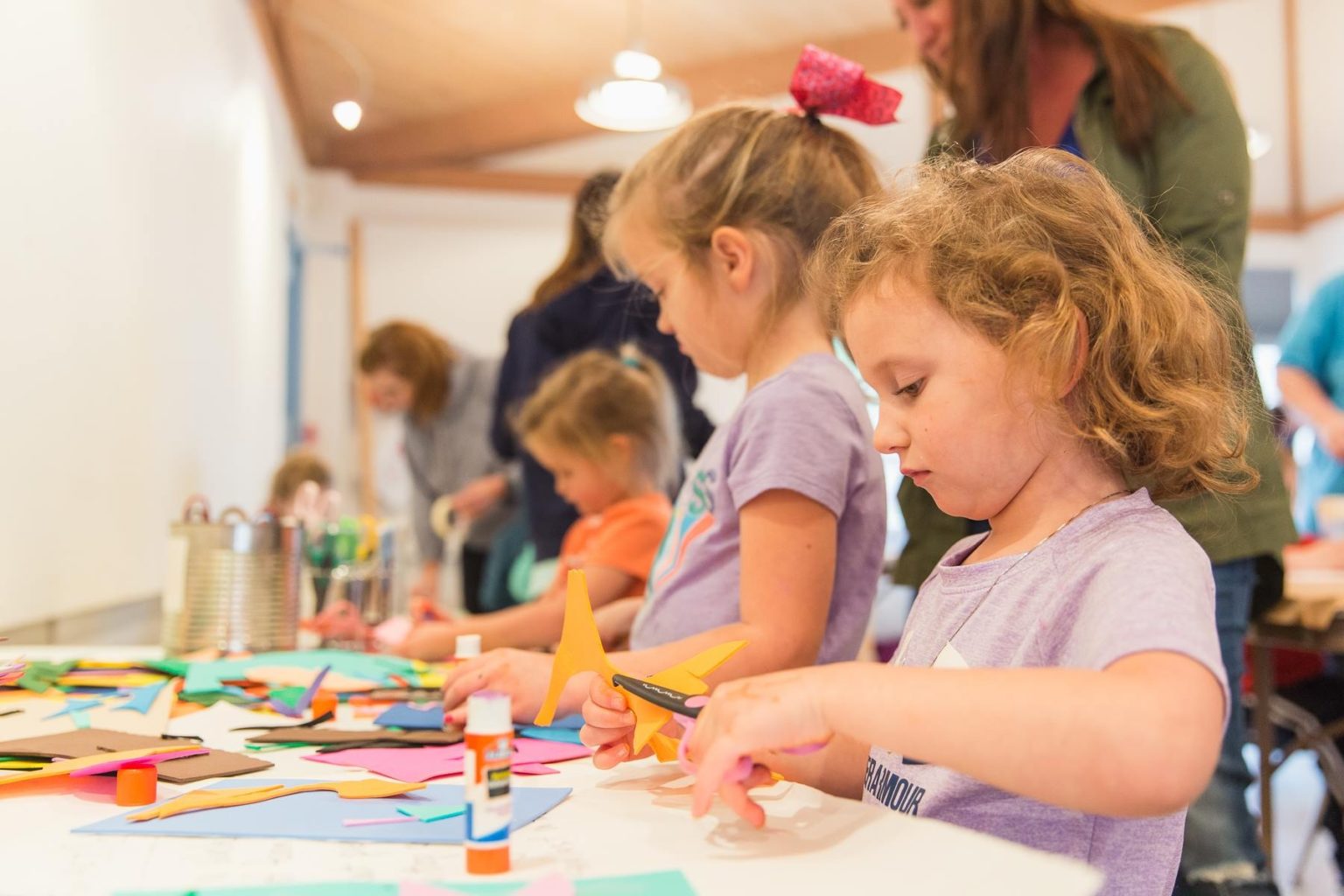 What are the objectives of the art and craft for kids? Meg Live